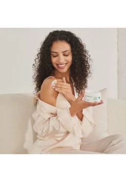 ANNEMARIE BÖRLIND LL REGENERATION SYSTEM VITALITY KÖRPERBUTTER, LIMITED EDITION 250ml -Angebote Gesichtspflege Store unnamed file 849